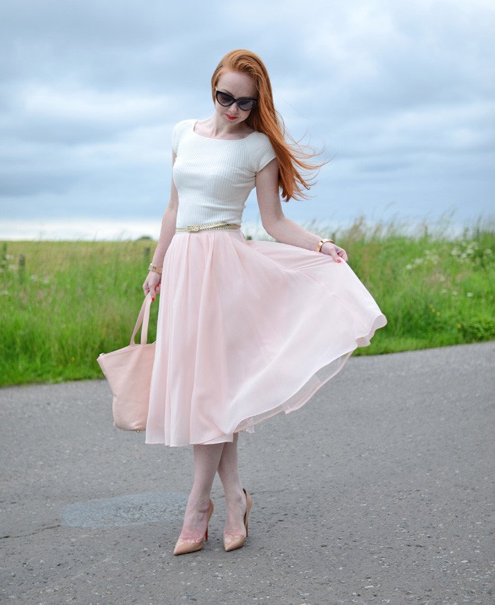 OUTFIT | The Pink Chiffon Skirt Vs The Wind ⋆ Forever Amber